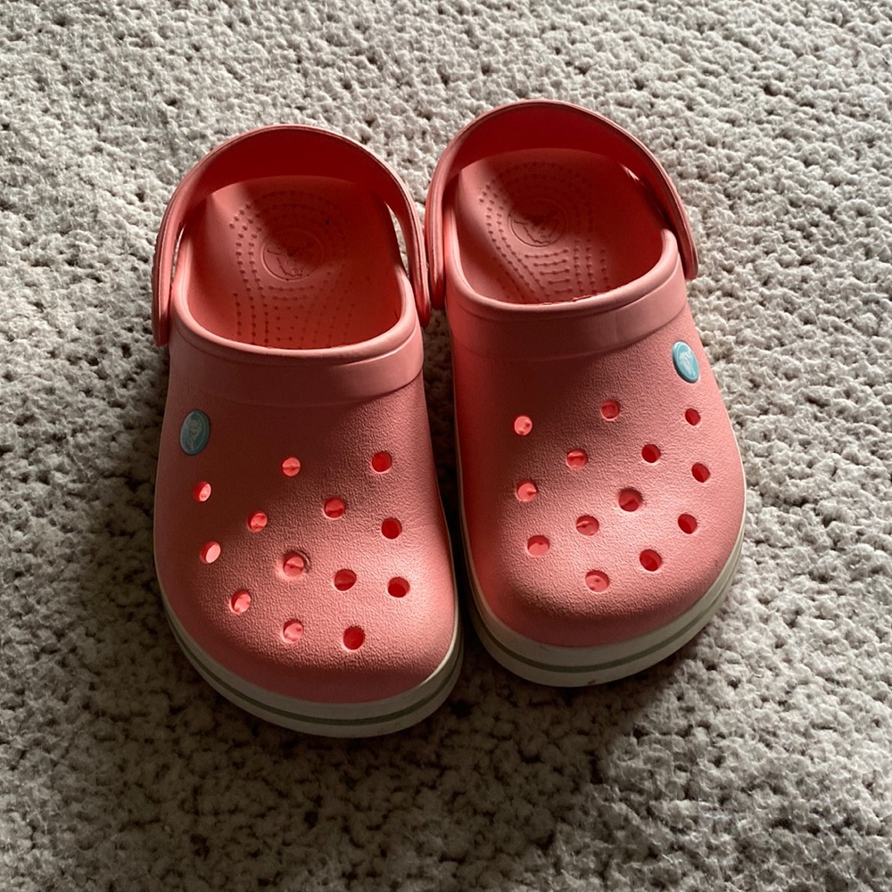Women’s crocs